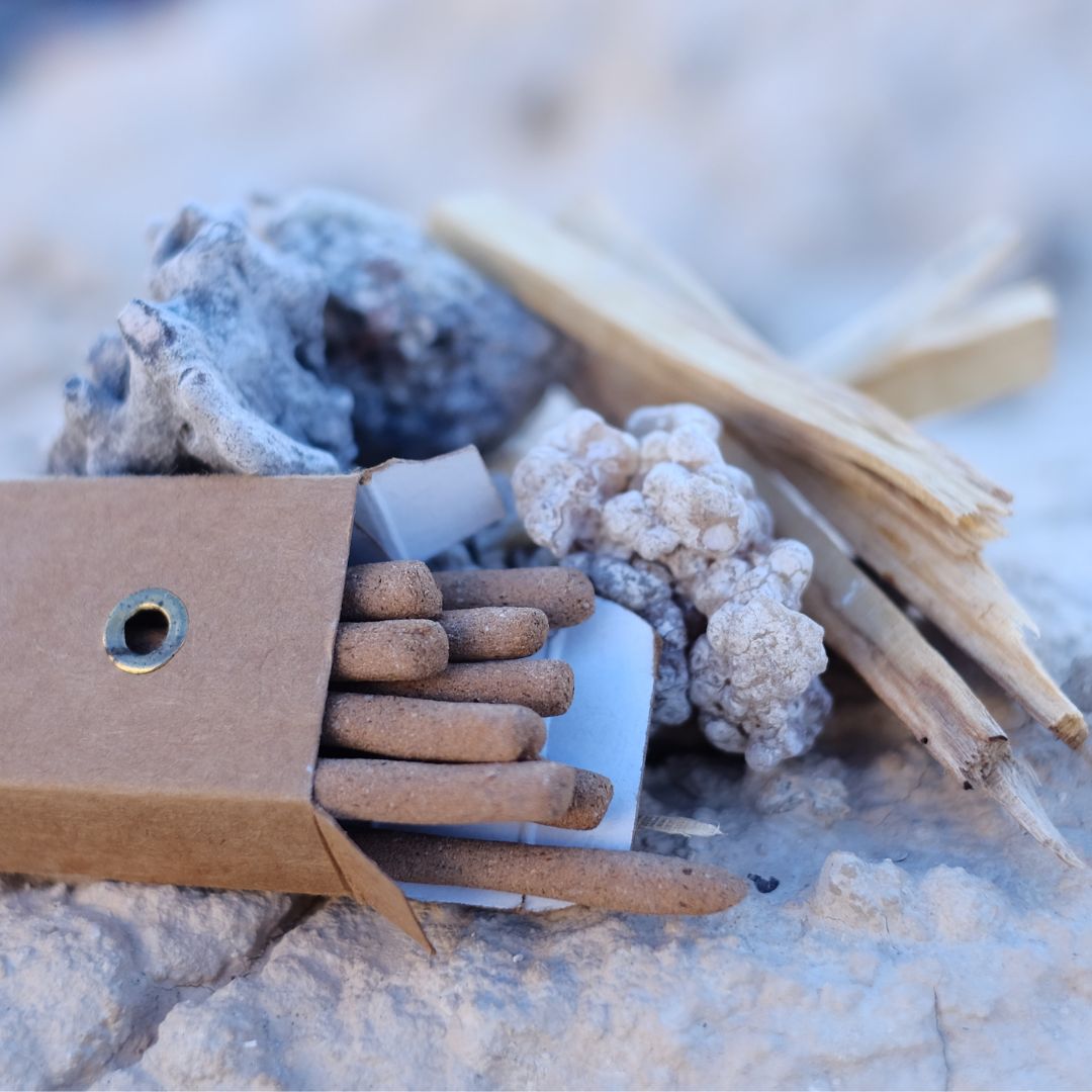 Natural Palo Santo and Copal Incense קטורת טבעית