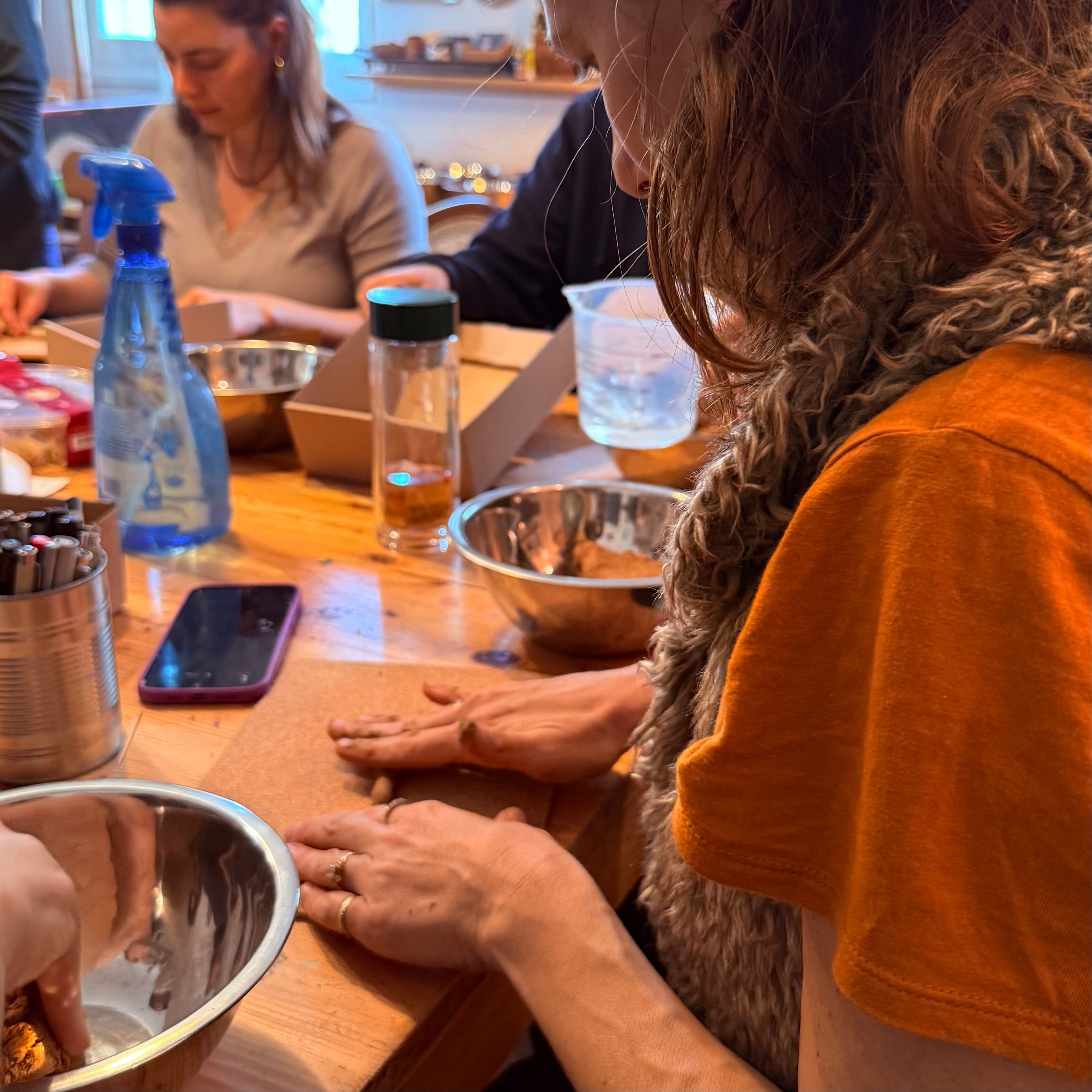 סדנת רוקחות קטורת טבעית בעבודת יד - Desert Scent