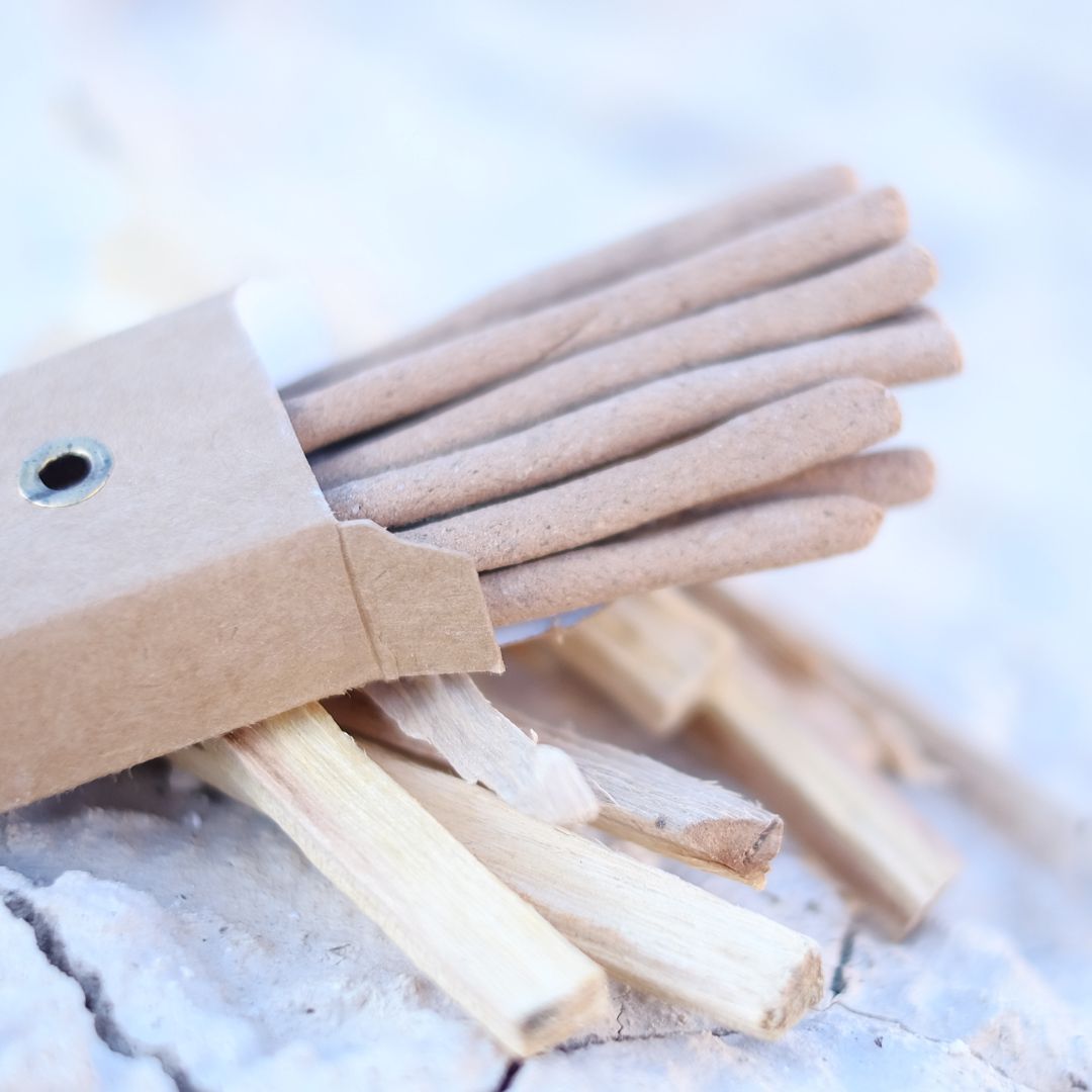 Natural Sustainable Palo Santo Incense קטורת טבעית